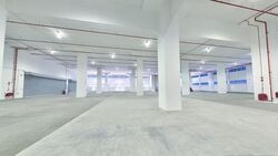 Gul Way (D22), Warehouse #574074221